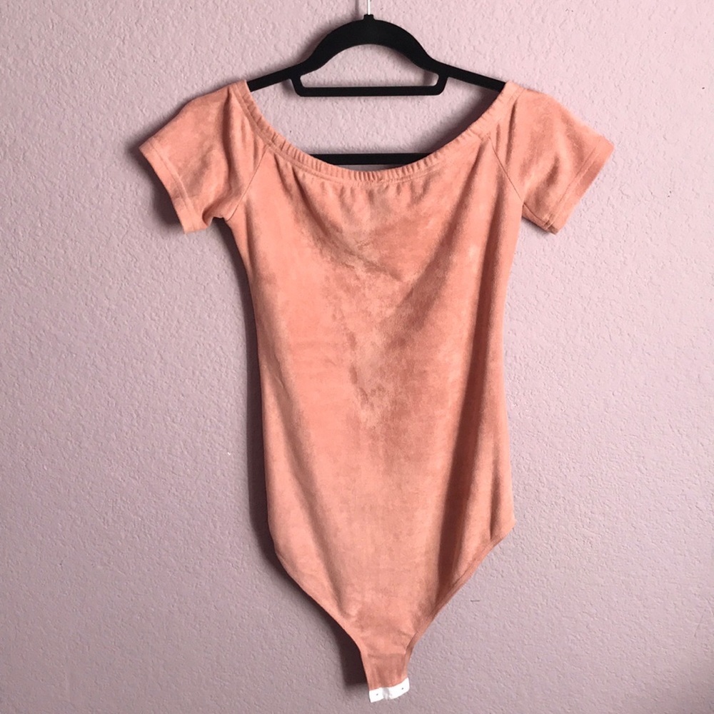 Light pink velvet off the shoulder bodysuit